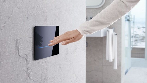 Geberit Sigma80 täiturplaat, kandiline, puutevaba loputusajamiga