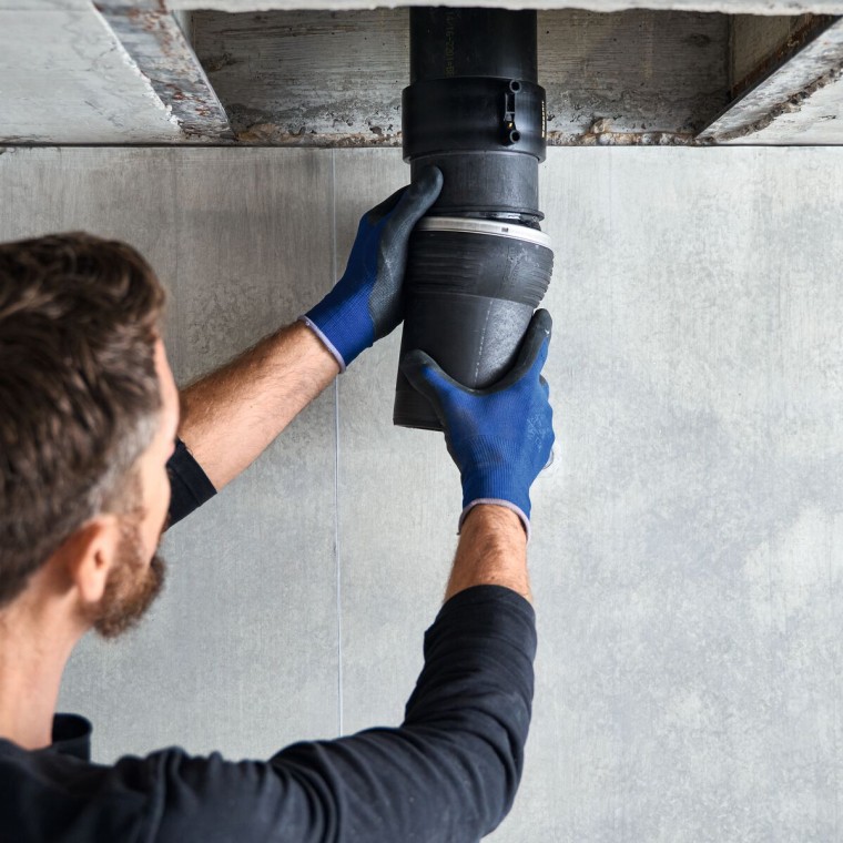 Geberit Silent-db20 Offseti liitmiku paigaldamine Geberit Silent-db20 Offseti liitmiku paigaldamine