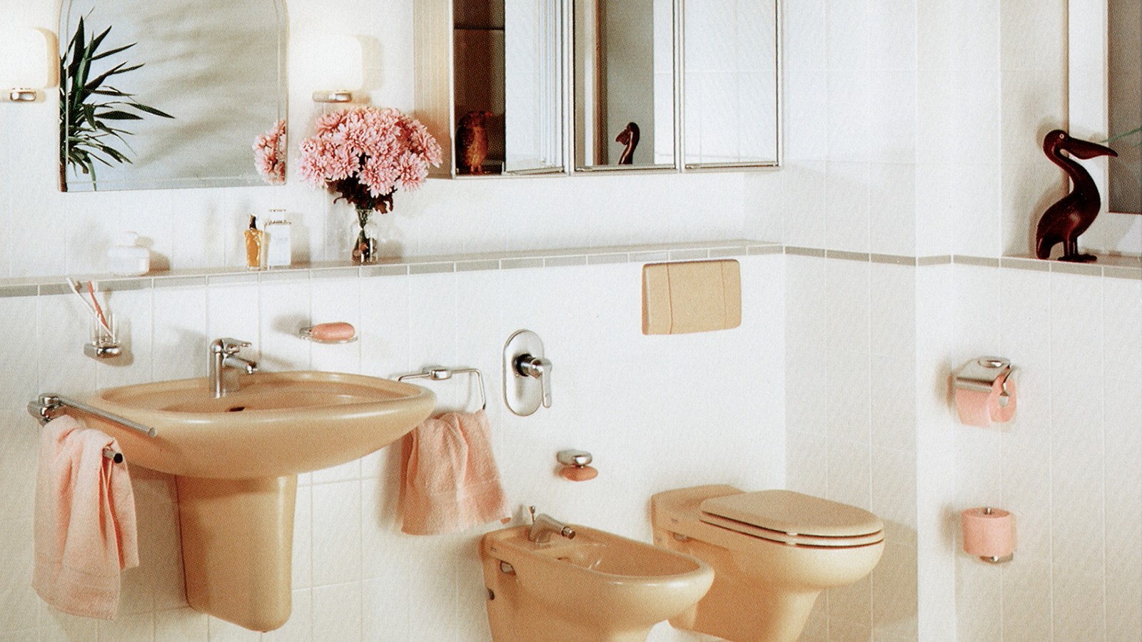 Värviline keraamika ja loputusplaadid – ja ka seinapealsed WC-potid – olid 70. aastatel viimane moeröögatus