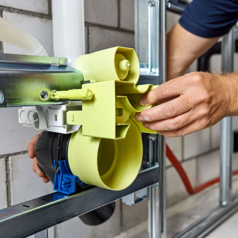 Geberit GIS element seinale riputatavale WC-potile Power & Connect kastiga