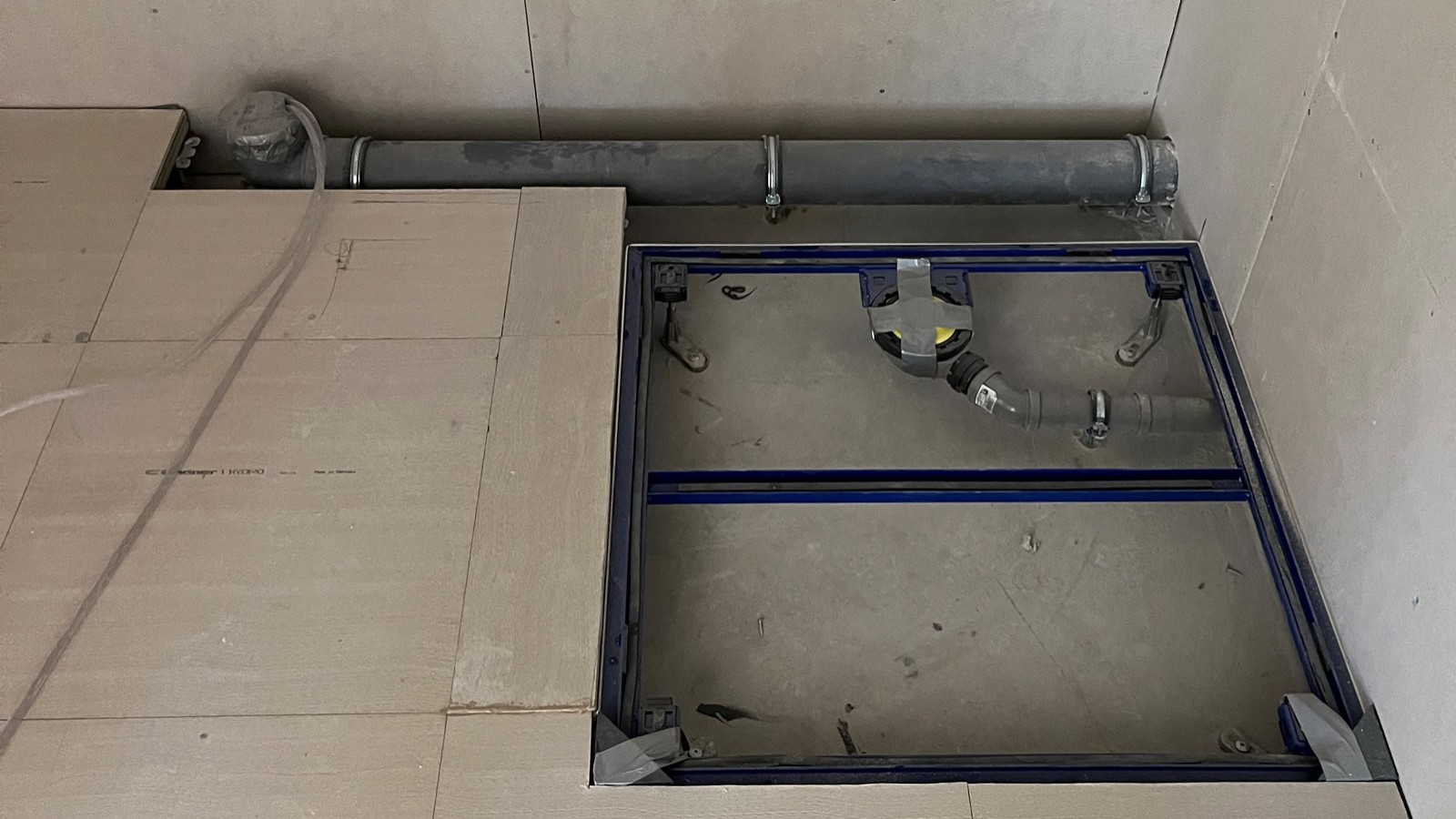 Geberit Sovent liitmikud ja Silent-db20 torud (© Siim Kingisepp)