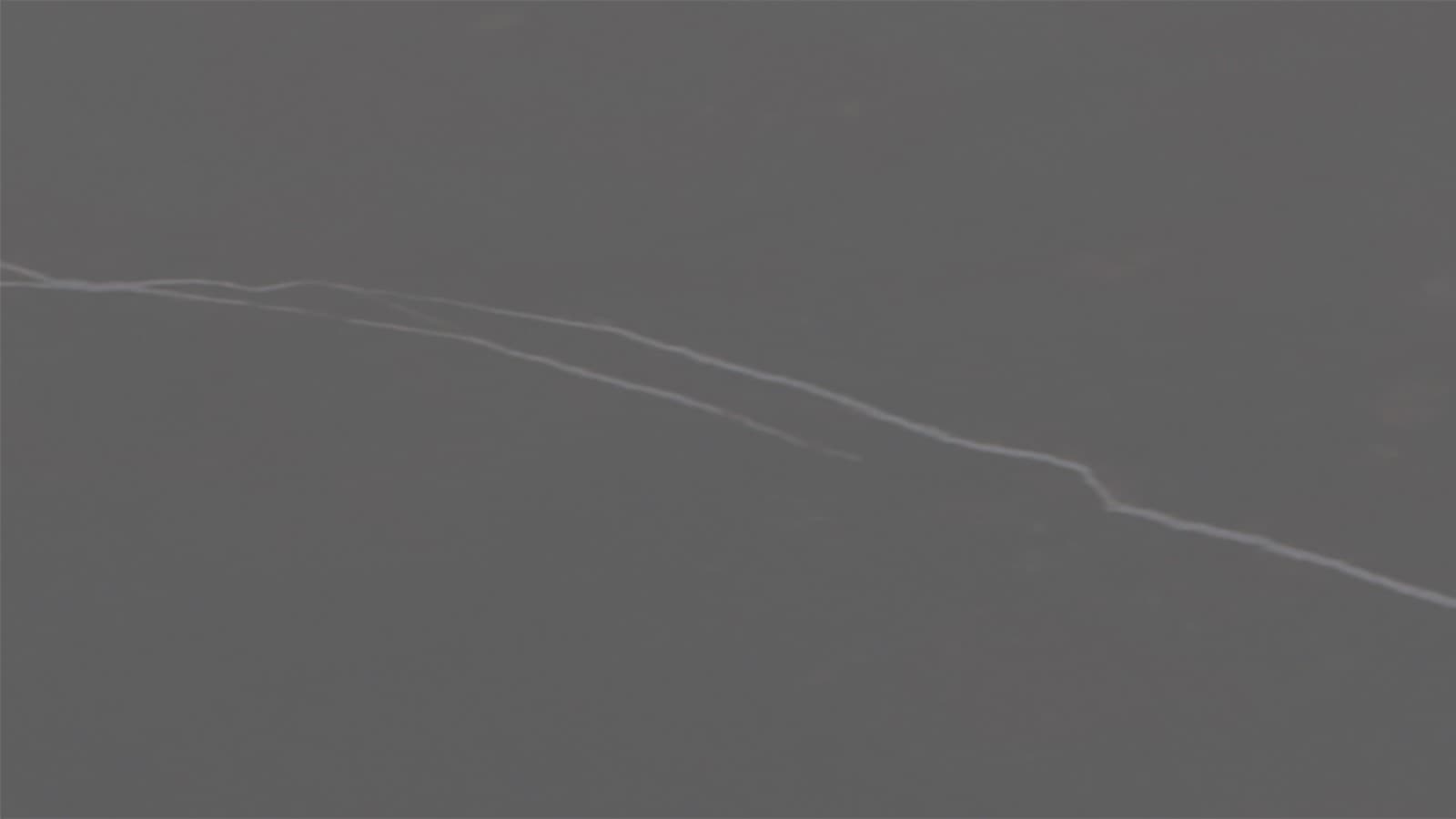 Värv: musta marmori välimusega kivikeraamika Värv: musta marmori välimusega kivikeraamika