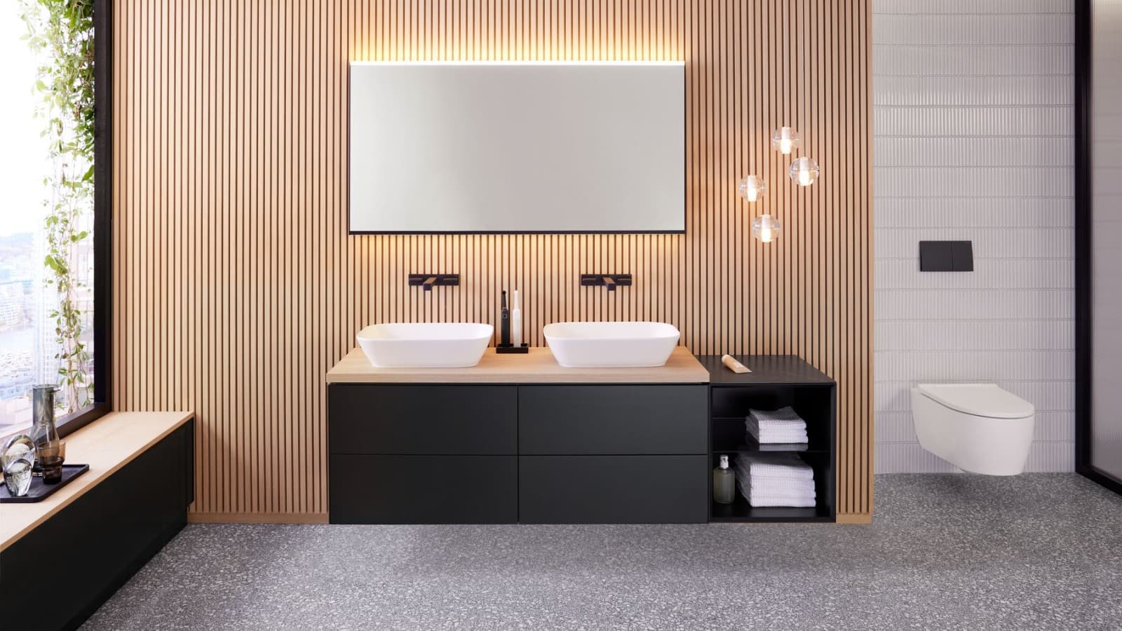 Geberit ONE kombineeritud Geberit Option Plus 135 cm must matt. (© Geberit) Geberit ONE kombineeritud Geberit Option Plus 135 cm must matt. (© Geberit)